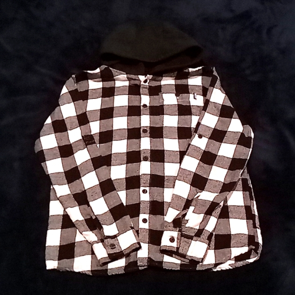 DKNY..Long Sleeve Shirt.Sz.12..Black&White